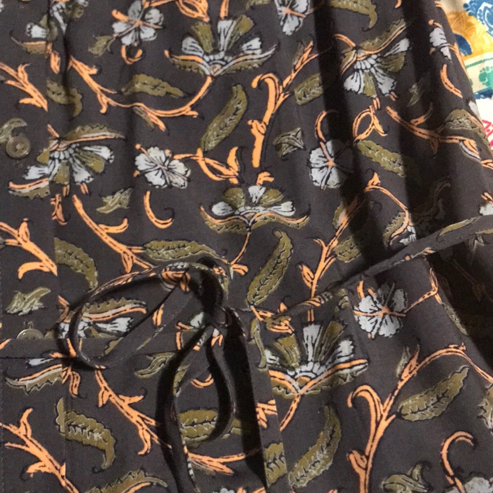 LOFT Navy Floral Print Cap-Sleeve Shirt Dress - Picture 7 of 8